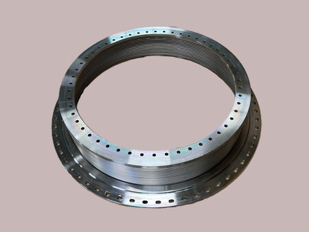 極低温(-253℃）から120℃まで対応のベローズ伸縮管